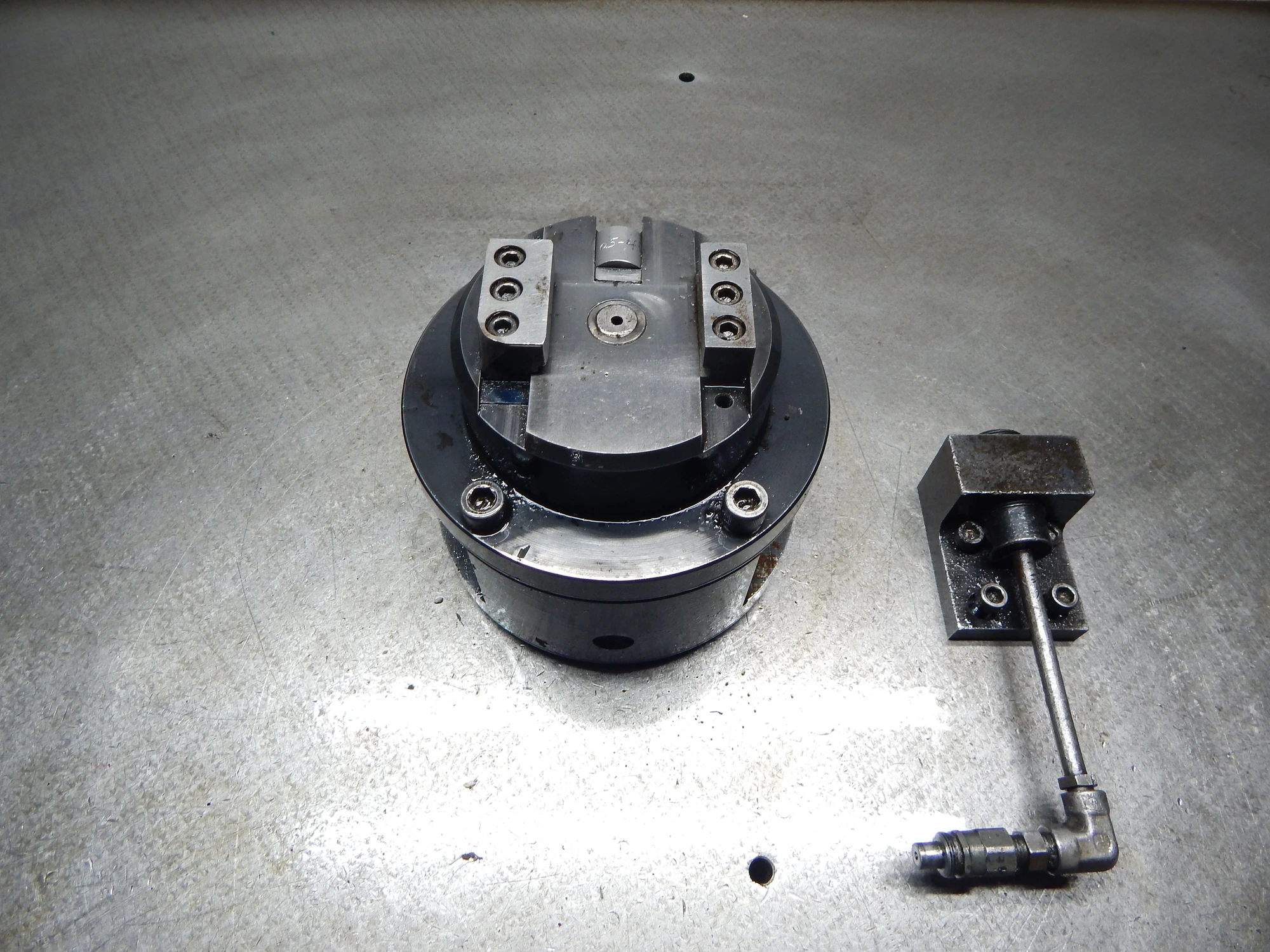 USED Hydraulic Stationary Chuck Fixture 613-45-13