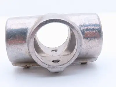 Hollaender 7-7 1-1/4 Speed-Rail Cross 1-1/4" Pipe Fits 1.66" 4 Screw OD Lot of 4