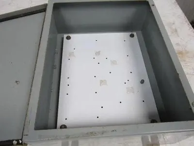 Hoffman Hinged Door Wall Mounted Electrical Enclosure 20"X16"X7"