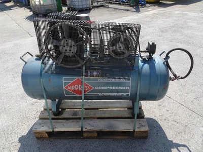 USED AIRPRESS 11 BAR