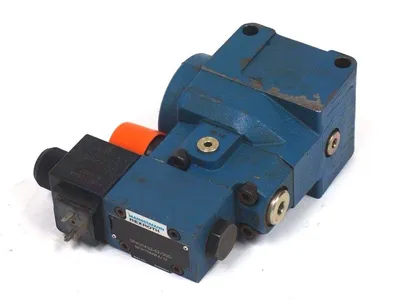 NEW MANNESMAN REXROTH DBW20AG2-52/200-6EW110N9K4/12 CONTROL VALVE