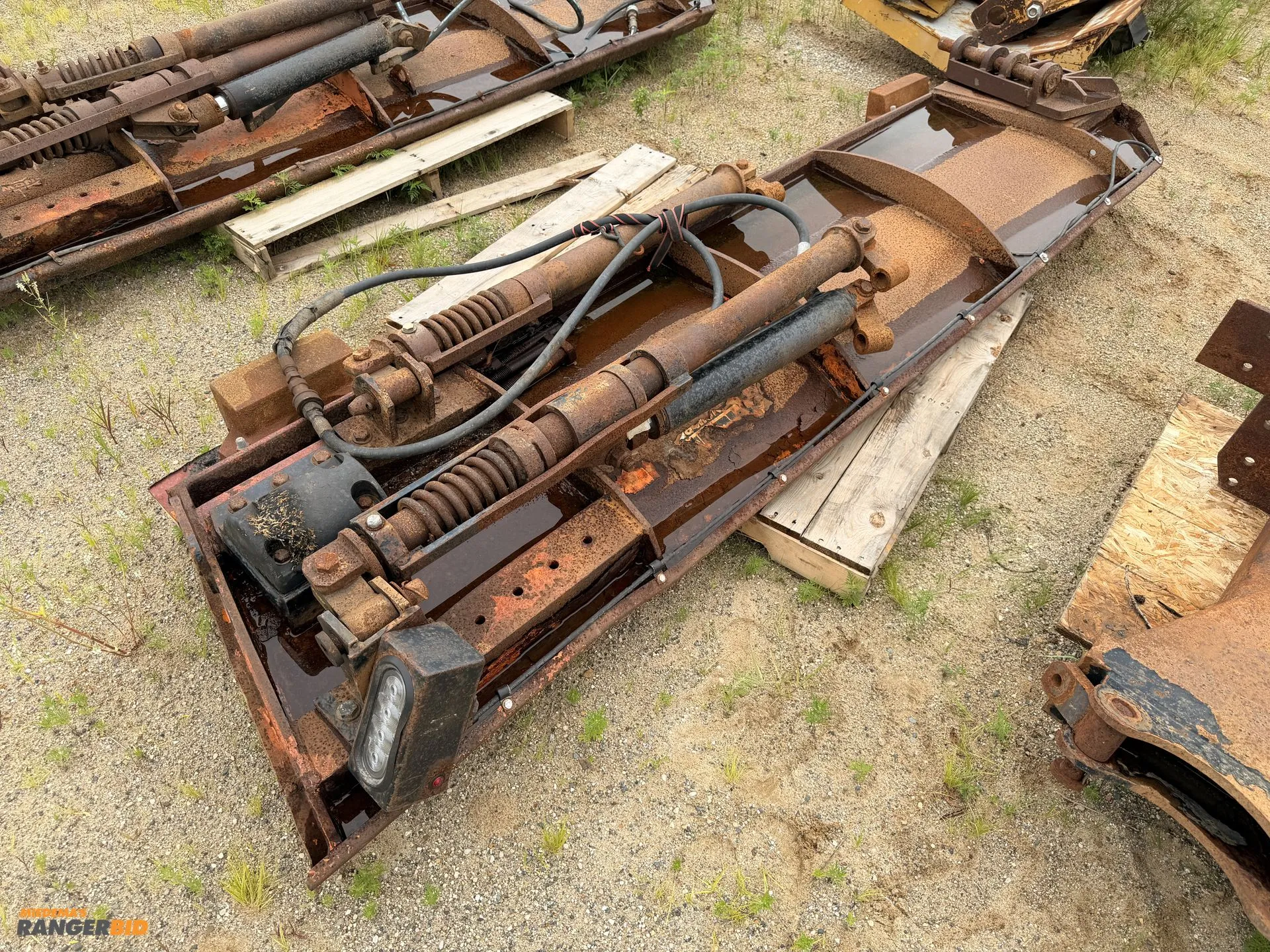 Used MONROE PATROL WING PLOW WITH MOUNTS _UNKNOWN_ Snow Removal & Equipment Michigan US | Miedema Asset Management Group #1334671