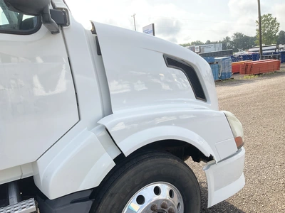 Used 2005 VOLVO TBD Conventional trucks Michigan US | Miedema Asset Management Group #1363375
