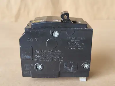 USED SQUARE D QO230