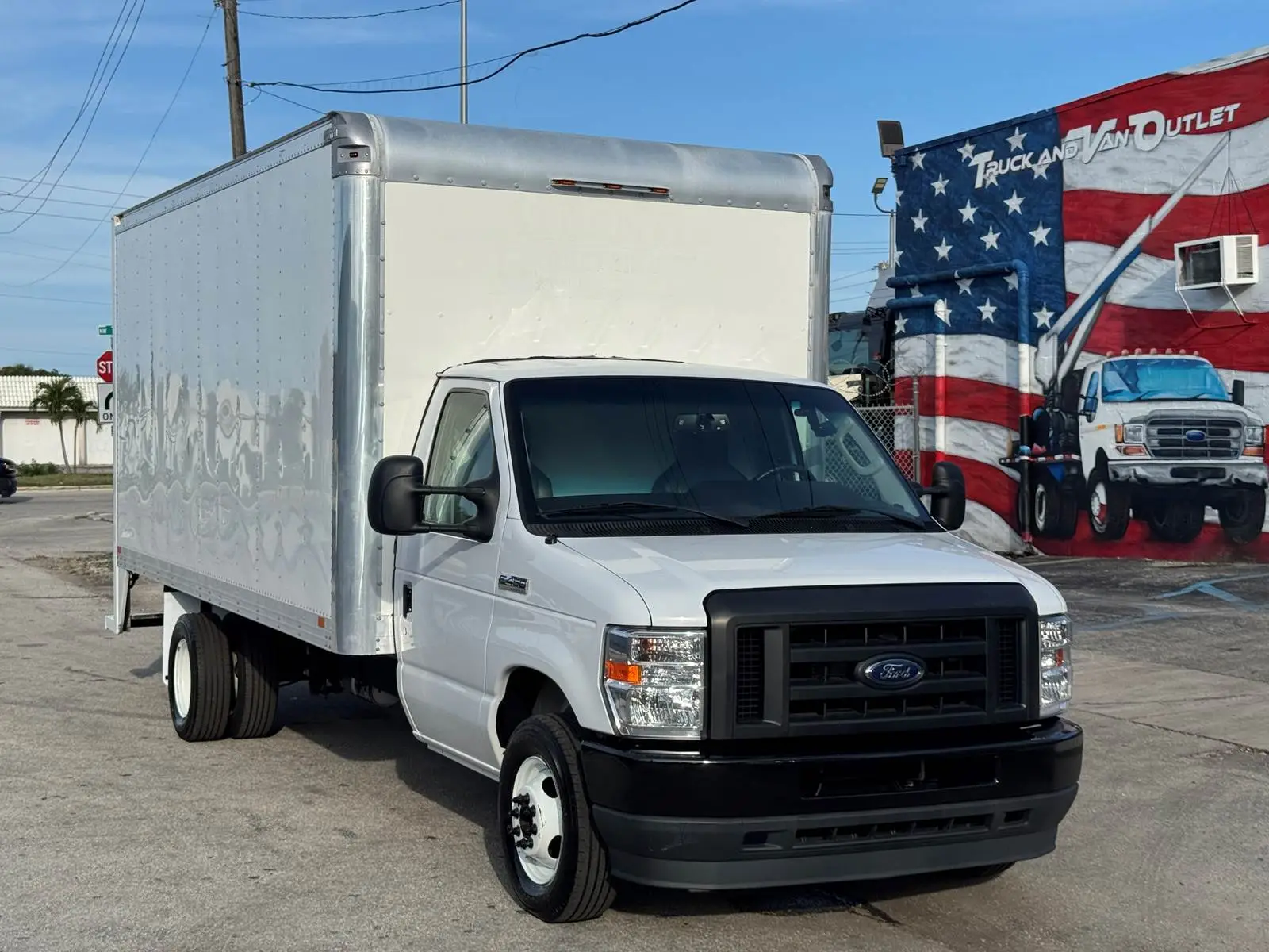 Used 2023 FORD E-450 Box trucks Florida US | Truck and Van Outlet #1509144