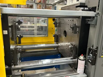 2021 MILACRON FANUC ROBOSHOT S-110iA Injection Molding Horizontal/Vertical | Machinery Network (4)
