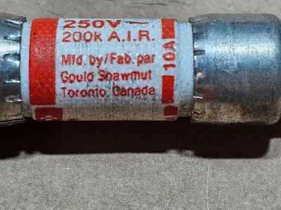 Used GOULD SHAWMUT HNR 10 Misc Electrical & Power Parts British Columbia CA | Lenmark #1438845