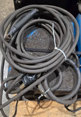 USED MILLER THUNDERBOLT XL 300