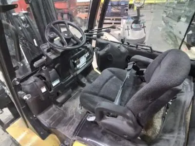 USED 2022 YALE GLC120