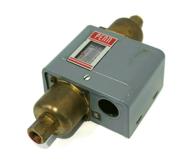 Used PENN CONTROLS _UNKNOWN_ Pressure Switches | SB Industrial Supply #814986