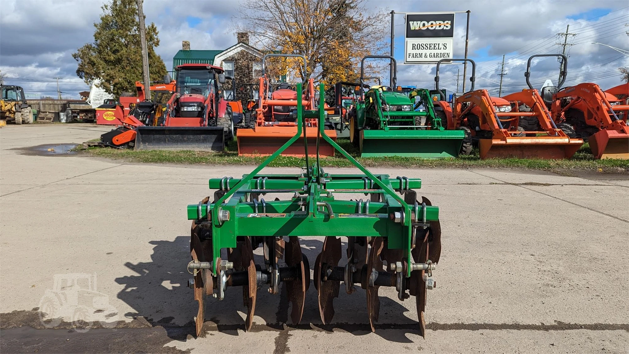 USED FRONTIER DH1048