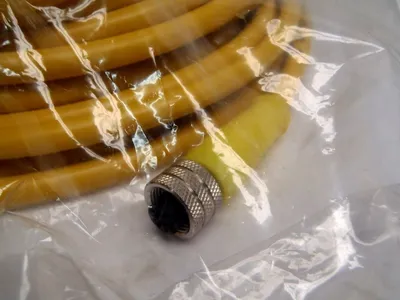 USED BRAD CONNECTIVITY MICRO-CHANGE 5/POLE 10M 22/5 AWG CORDSET