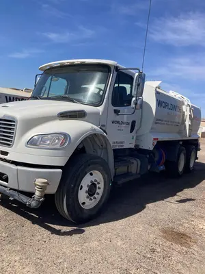 USED 2024 Freightliner M2 106 WT