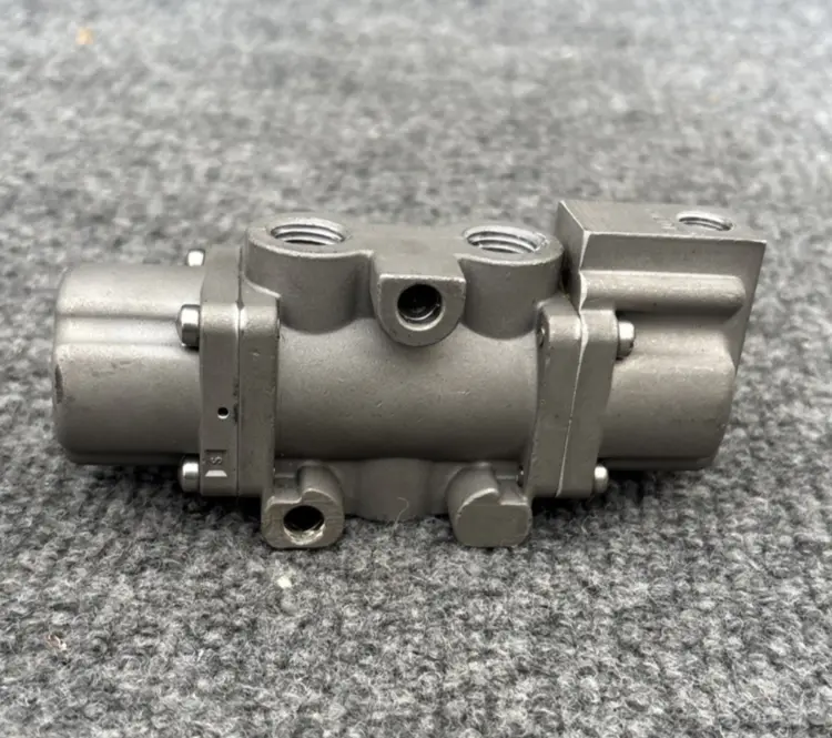 Used Versa VSP-3301-316 Solenoid Valves California US | Davliegogo LLC #1705814