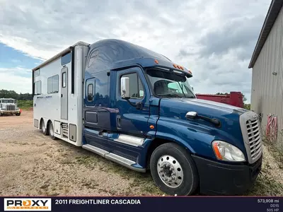 Used 2011 FREIGHTLINER CASCADIA Campers, Caravans, Motorhomes Wisconsin US | Proxy Equipment #1426135