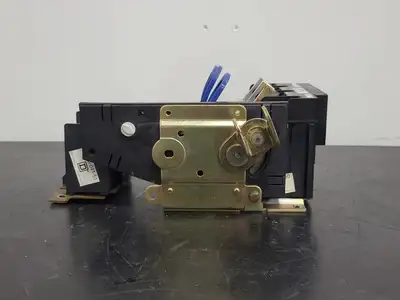 Used SQUARE D 9422TCF33 Switchgears British Columbia CA | Lenmark #243091