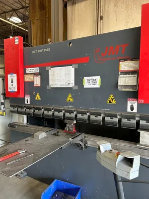 2013 JMT PBF 2560 Press Brakes | Lion Machinery (1)