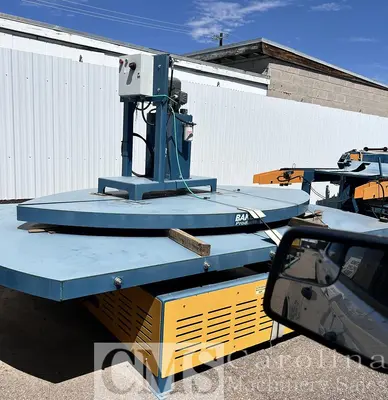 USED BAKER COMPLETE CANT CUT UP LINE WITH TRIM SAW, NOTCHER, GANG SAW