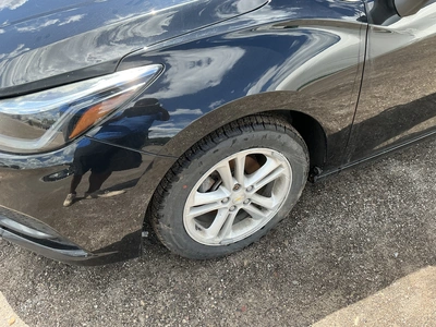 USED 2017 CHEVROLET CRUZE