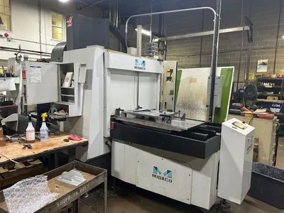 2012 HAAS VF-4 Vertical Machining Centers | Machinery Network (7)