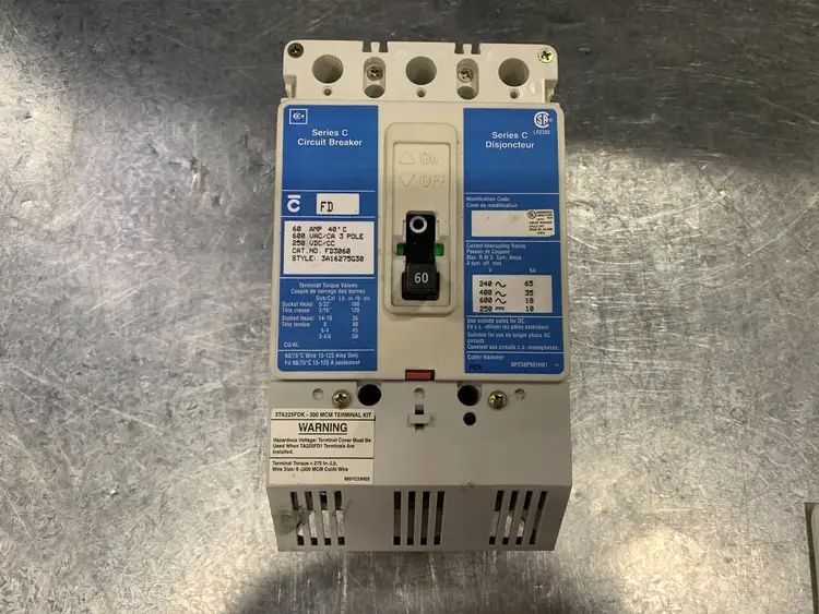 Used EATON ED3125 Switchgears British Columbia CA | Lenmark #244243