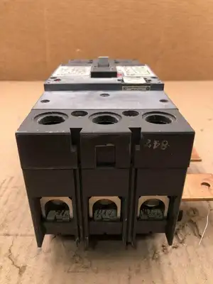 GE SFHA36T0250 250 Amp 3 Pole Current Limiting Molded Case Circuit Breaker 600V