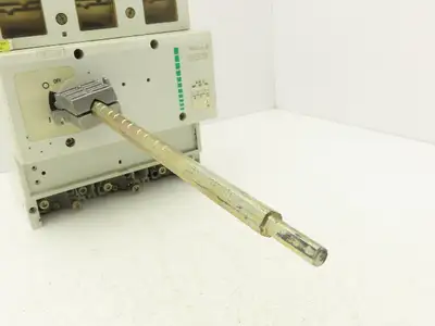 Used MOELLER _UNKNOWN_ Circuit Breakers Indiana US | Arrow Industrial #1408308