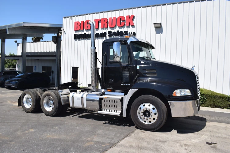 Used 2016 MACK CXU613 Conventional trucks California US | Big Truck & Equipment #1412228