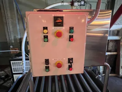 Stand Alone Mashtun in the ~30bbl range from a distillery w/motorized rakes!