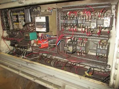 1986 UNILOY 350R4 Extrusion Other, Blow Molder | Mark One Machinery (10)