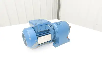 SEW-EURODRIVE R40D63K4 Inline Gearmotor 50:1 Ratio 33.6 RPM .16HP 277-480VAC 1"