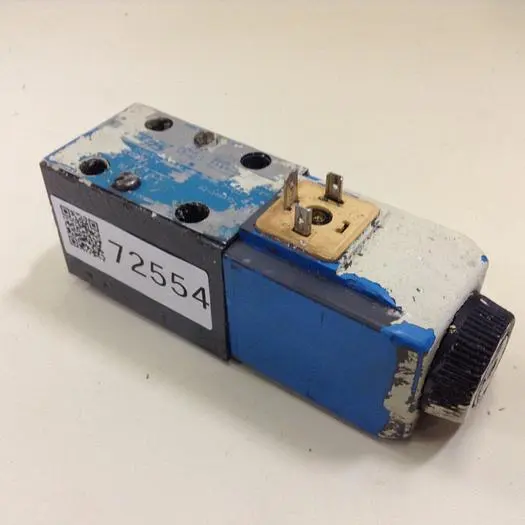USED VICKERS DG4V-3-2AL-M-U-HL7-60