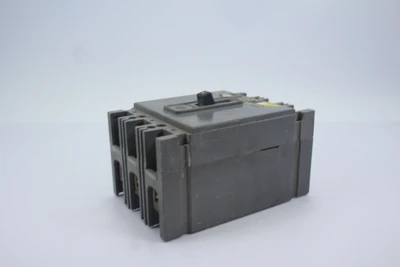 Used Westinghouse HFB3020600VAC Circuit Breakers California US | Davliegogo LLC #1705747