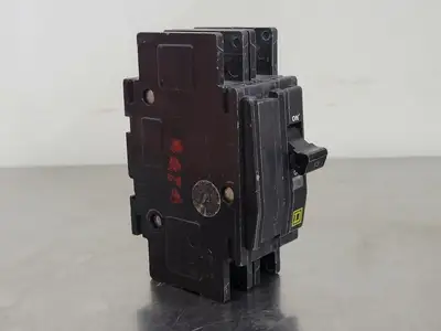 USED SQUARE D QOU215