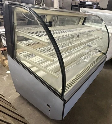 174-0187 Federal SN59 59" Remote Full Service Bakery Case Cooler