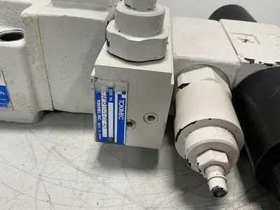 USED TOKIMEC DG4VS-3-0C-M-P7-H-7-P12-52