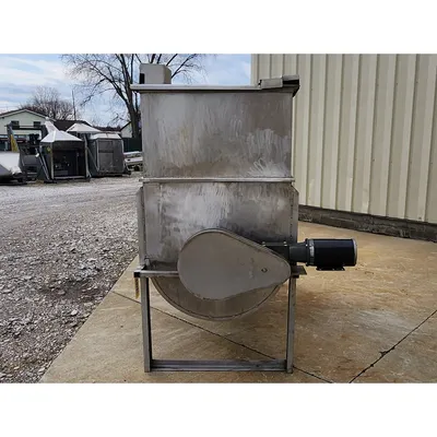 Used Stainless Steel Horizontal Liquid Mixer - 350 Gal. Capacity