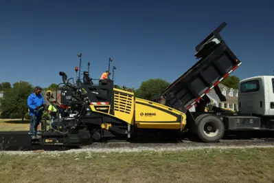 BOMAG BF 300 C-2 Asphalt Pavers | Mid South Machinery (13)