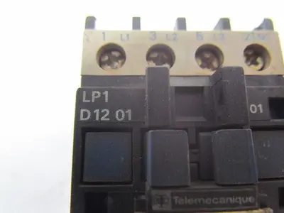Telemecanique   LP1 D12 01 Contactor Relay Motor Starter 24V Coil