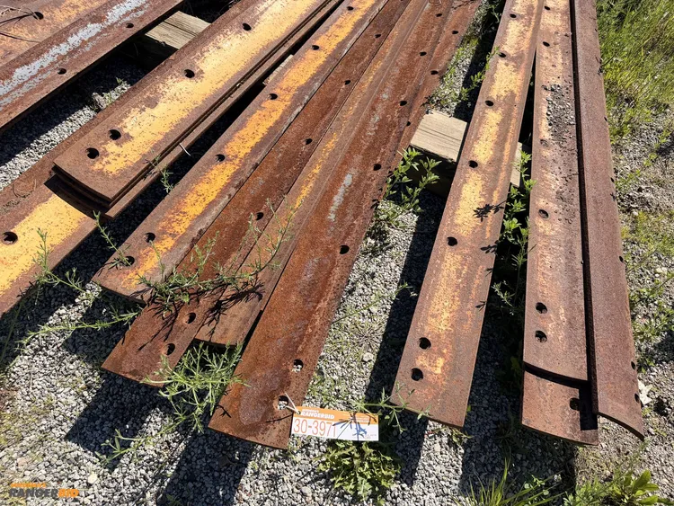 Used (5) 12' SCRAPER BLADE INSERTS / CUTTING EDGES _UNKNOWN_ Miscellaneous Equipment Michigan US | Miedema Asset Management Group #1276315