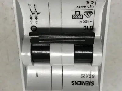 USED SIEMENS 5SX22B10