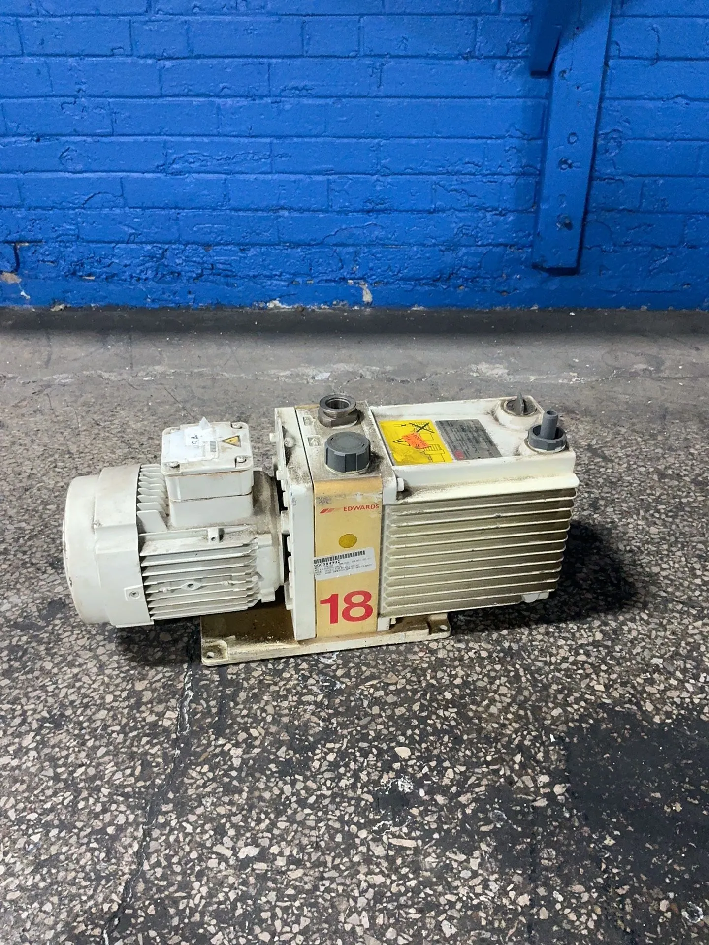 Used EDWARDS E2M18 Pumps Ohio US | HGR 24 #1132831
