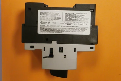 USED SIEMENS CIRCUIT BREAKER, 3RV1021-1FA10