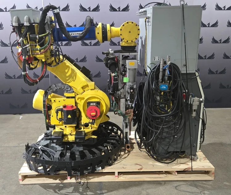 Used 2014 FANUC R-2000iB/210F + R-30iA Robots Michigan US | iGAM Industrial Marketplace #1284822