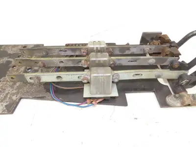 Yale Forklift Three Lever Control With Lift Tilt Shift Off ERC100HHN48TV096