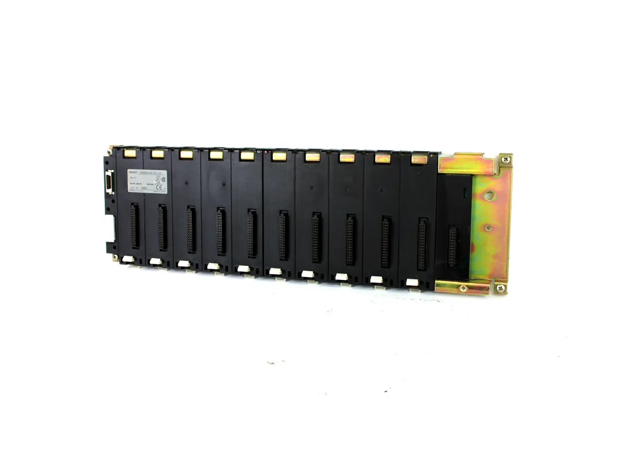 USED OMRON C200HW-BI101-V1