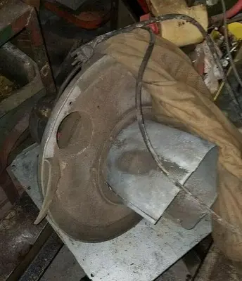 USED DAYTON 1/2 HP DIRECT DRIVE BARREL MOUNT DUST COLLECTOR