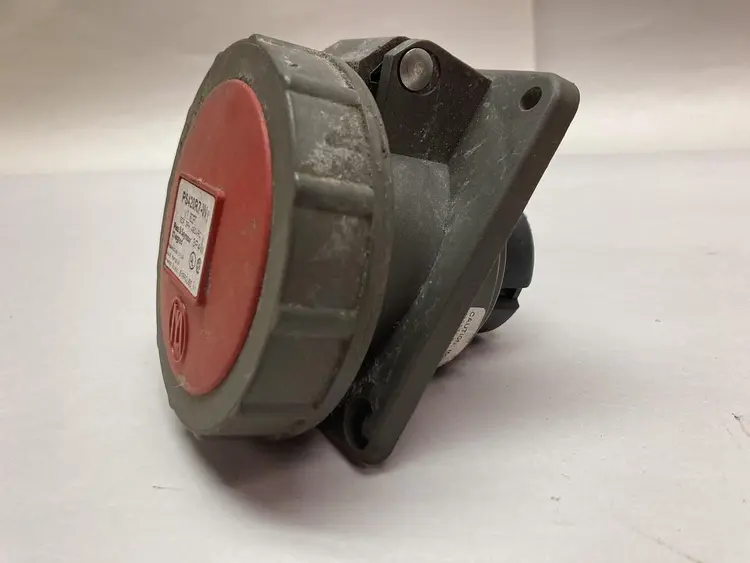 Used PASS & SEYMOUR PS420R7-W Miscellaneous Equipment (Electrical & Power) | Surplus Asset Holdings #1196932