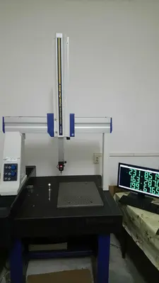USED 2012 MITUTOYO CRYSTA PLUS M544