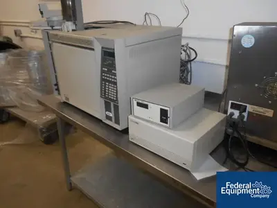Used Hewlett Packard Hewlett Packard Gas Chromatograph, Model 5890 Chromatography Data Systems California US | Federal Equipment Company #1704439